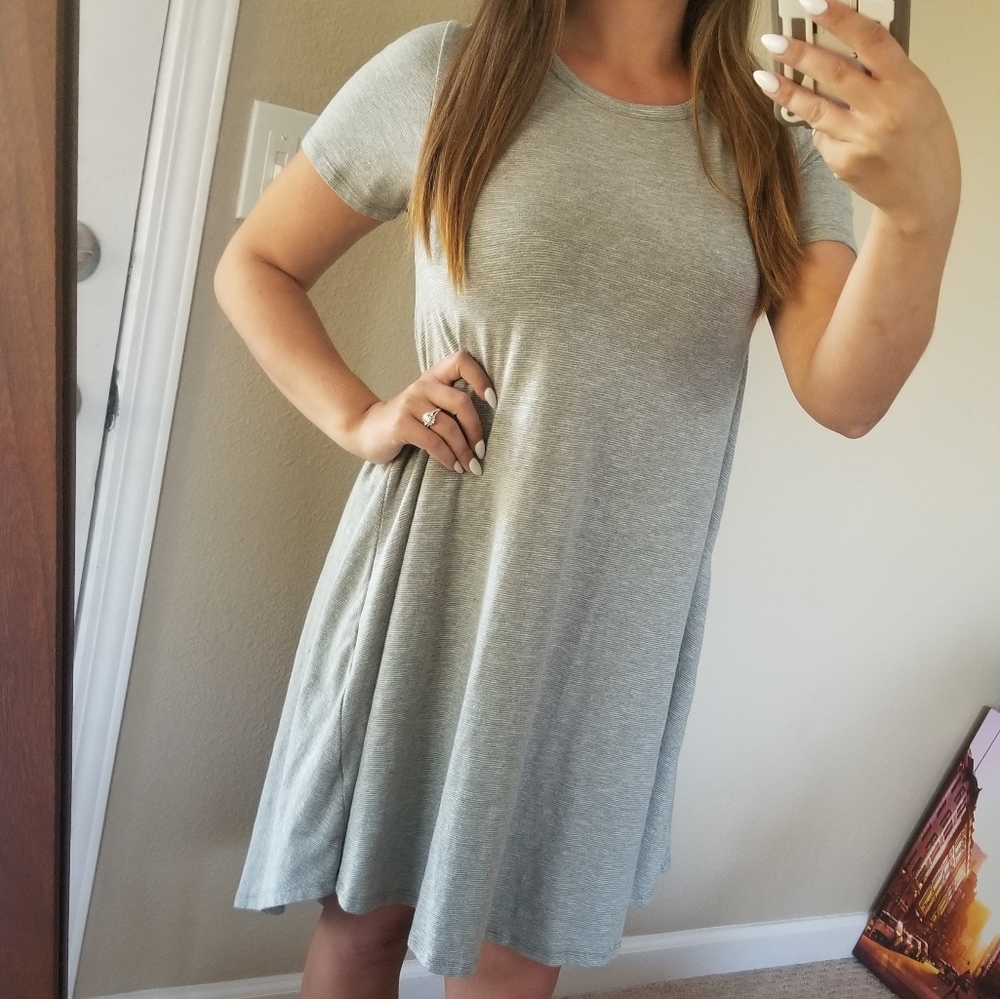 LuLaRoe Grey T-Shirt Dress- Simply Comfortable